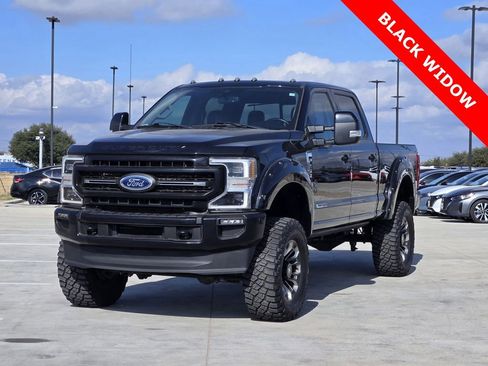 Used 2021 Ford F250 Lariat w/ Lariat Ultimate Package AWD/4WD image 2