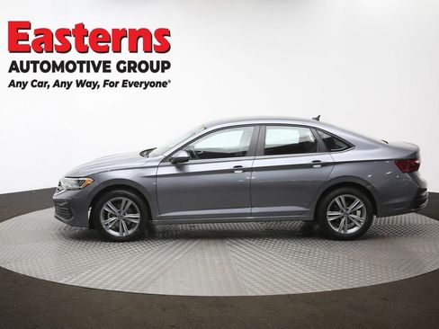 Used 2024 Volkswagen Jetta SE FWD image 81