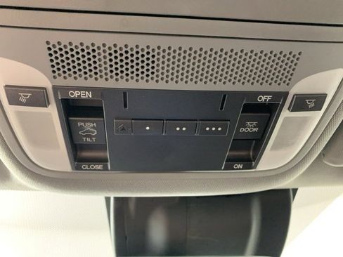 Used 2019 Acura MDX SH-AWD image 15