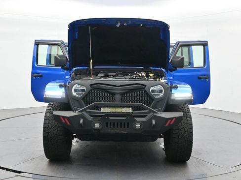 Used 2021 Jeep Gladiator Rubicon AWD/4WD image 34