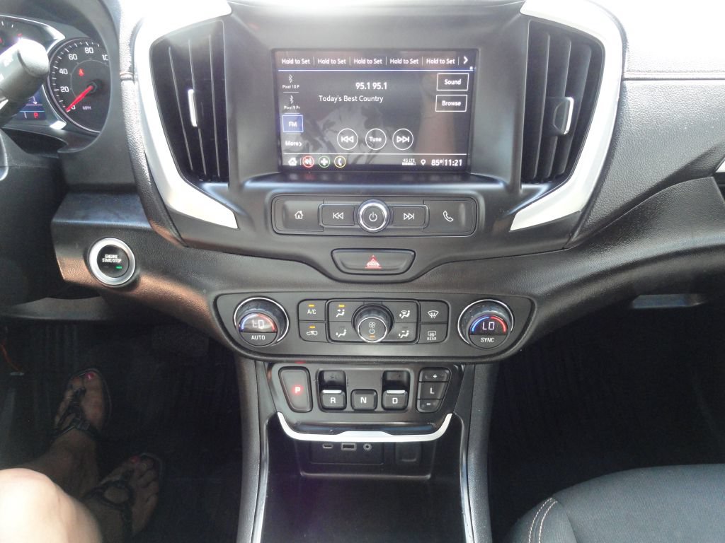 Used 2019 GMC Terrain SLE w/ Driver Convenience Package FWD image 16