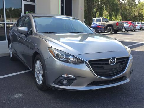Used 2015 MAZDA MAZDA3 i Touring FWD image 3