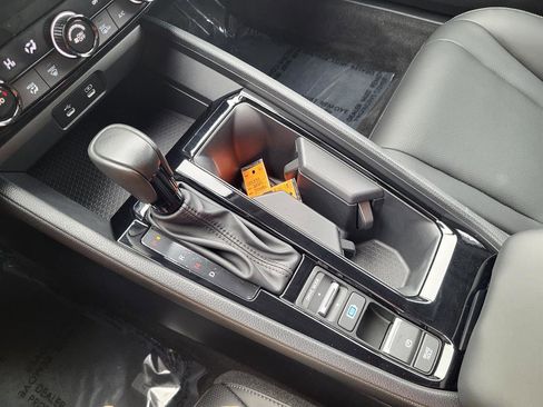 Used 2024 Honda Accord EX-L image 18