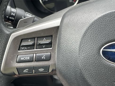 Used 2014 Subaru Crosstrek 2.0i Limited AWD/4WD image 18