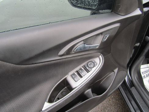 Used 2022 Chevrolet Malibu RS image 10