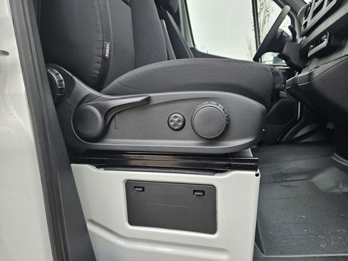 New 2024 Mercedes-Benz Sprinter 4500 image 22