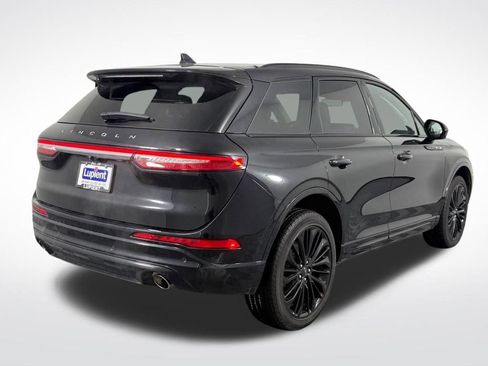 Used 2023 Lincoln Corsair Reserve w/ Jet Appearance Package AWD/4WD image 4