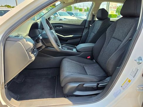 Used 2025 Honda Accord LX image 21