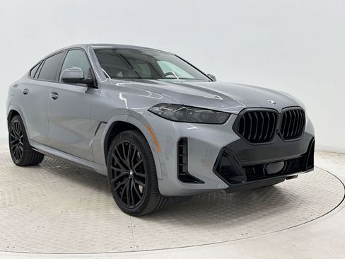 Certified 2024 BMW X6 xDrive40i w/ Premium Package AWD/4WD image 7