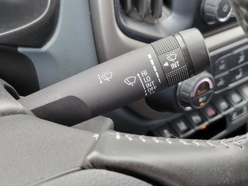 Used 2020 Chevrolet Colorado Z71 w/ Safety Package image 16