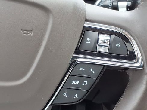 Certified 2022 Lincoln Nautilus Reserve w/ Luxury Package AWD/4WD image 27