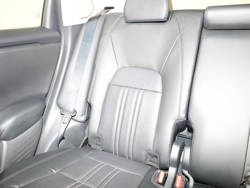 New 2026 Honda HR-V EX-L image 10