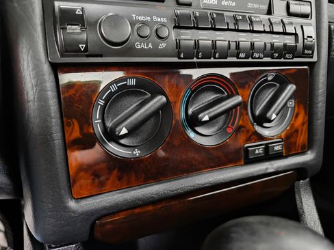 Used 1997 Audi Cabriolet image 25