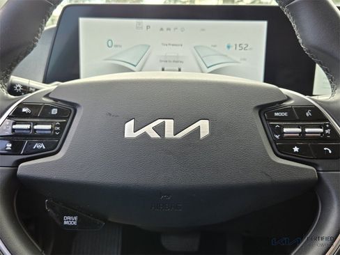 Certified 2023 Kia EV6 Wind w/ Wind Technology Package image 32