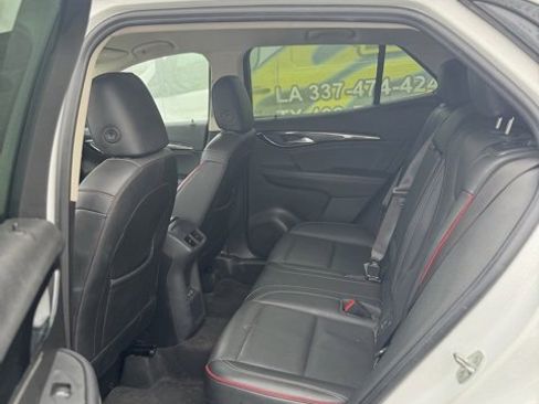 Used 2022 Buick Envision Essence w/ Sport Touring Package image 4