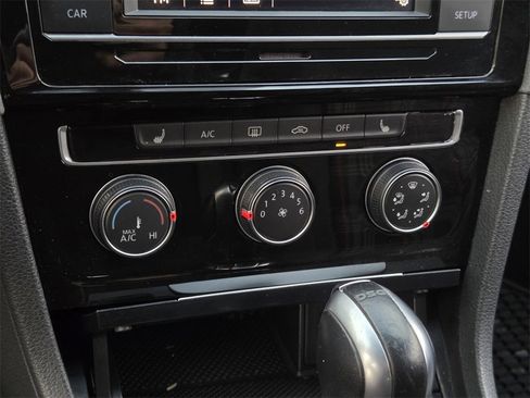 Used 2018 Volkswagen GTI S image 19