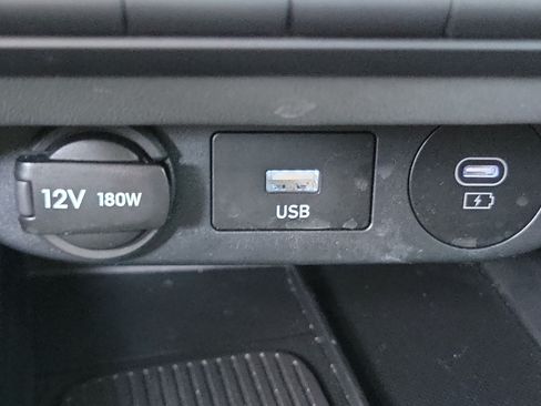 Certified 2025 Hyundai Elantra Sport FWD image 15