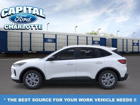 New 2025 Ford Escape Active image 3