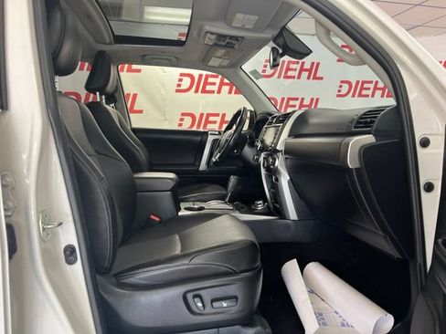 Used 2023 Toyota 4Runner SR5 Premium w/ Moonroof Package AWD/4WD image 13