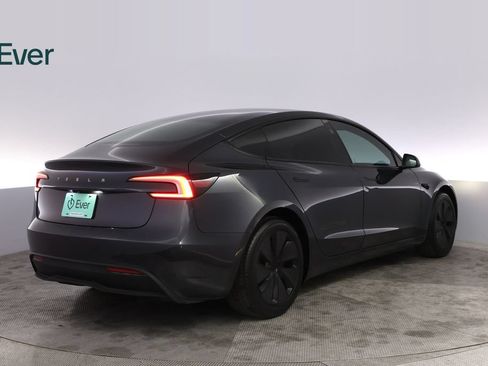 Used 2025 Tesla Model 3 Long Range RWD image 3