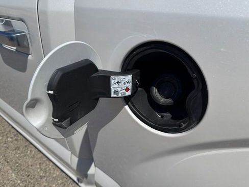 Used 2019 Ford F150 Limited AWD/4WD image 17