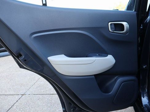 New 2026 Hyundai Venue SEL image 17