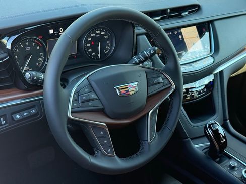 New 2026 Cadillac XT5 Premium Luxury w/ Driver Assist Package image 16