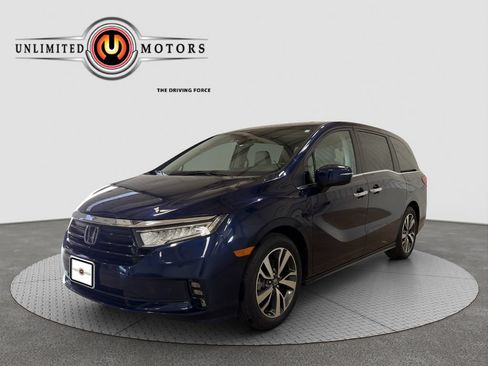 Used 2023 Honda Odyssey Touring image 4