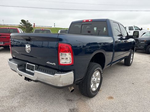 Used 2024 RAM 2500 Tradesman w/ Chrome Appearance Group AWD/4WD image 6