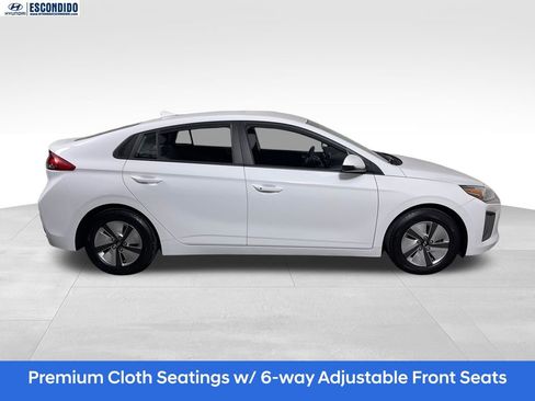 Certified 2022 Hyundai Ioniq Blue FWD image 6