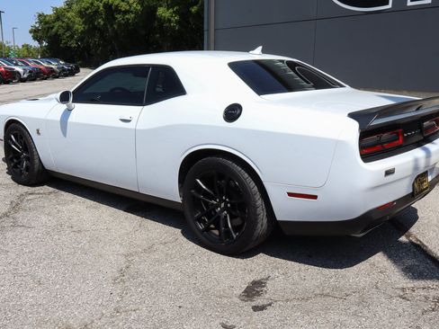 Used 2021 Dodge Challenger R/T Scat Pack w/ Dynamics Package RWD image 13