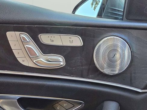 Used 2017 Mercedes-Benz E 300 image 29