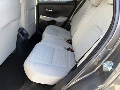 Used 2023 Honda HR-V LX image 19