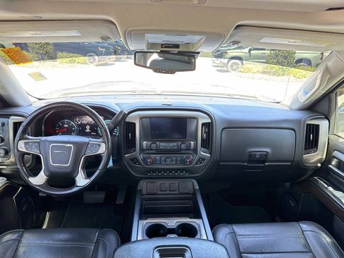 Used 2018 GMC Sierra 1500 Denali w/ Denali Ultimate Package AWD/4WD image 12