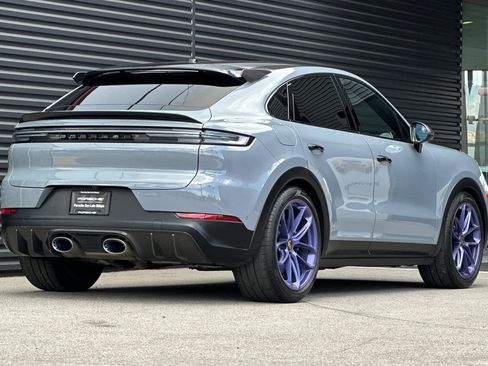 Certified 2024 Porsche Cayenne Turbo GT AWD/4WD image 8