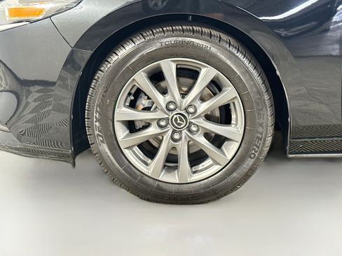 Used 2021 MAZDA MAZDA3 s image 38