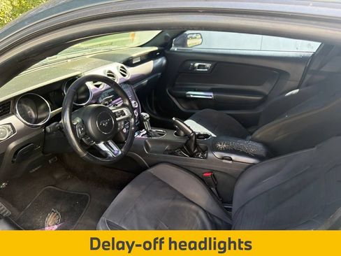 Used 2015 Ford Mustang Coupe RWD image 11