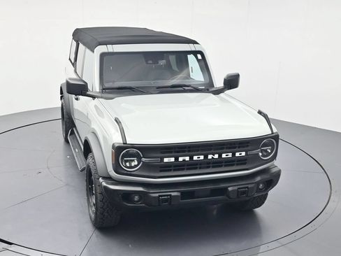 Used 2023 Ford Bronco Black Diamond AWD/4WD image 38