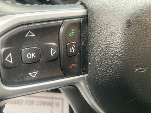 Used 2022 RAM 1500 Big Horn AWD/4WD image 38