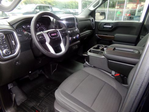 Used 2022 GMC Sierra 1500 Elevation image 12