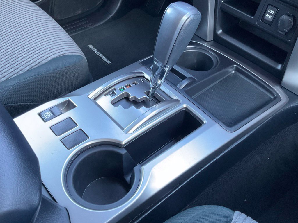 Used 2019 Toyota 4Runner SR5 RWD image 33