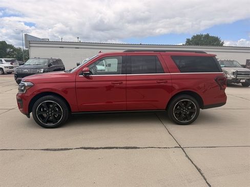 Used 2022 Ford Expedition Max Limited AWD/4WD image 16