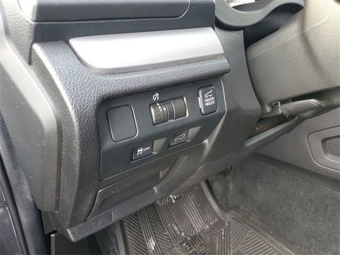 Used 2015 Subaru Forester 2.0XT Touring w/ Eyesight & Navigation System image 17