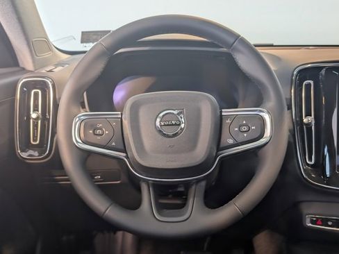 Used 2023 Volvo XC40 B5 Plus w/ Driver Assist Package image 17