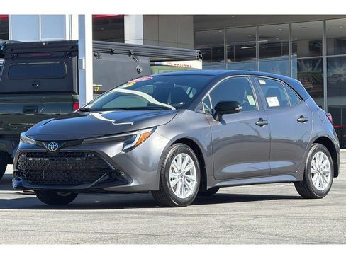 New 2026 Toyota Corolla SE FWD image 8