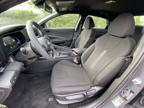 New 2026 Hyundai Elantra Sport FWD image 23