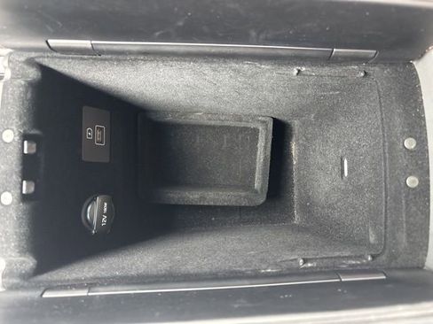 Used 2018 Genesis G80 3.3T Sport AWD/4WD image 23