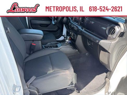 Used 2022 Jeep Wrangler Unlimited Sport AWD/4WD image 7