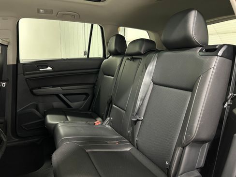 Used 2020 Volkswagen Atlas SE w/ Panoramic Sunroof Package AWD/4WD image 30