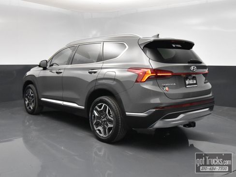 Used 2023 Hyundai Santa Fe SEL Premium image 5